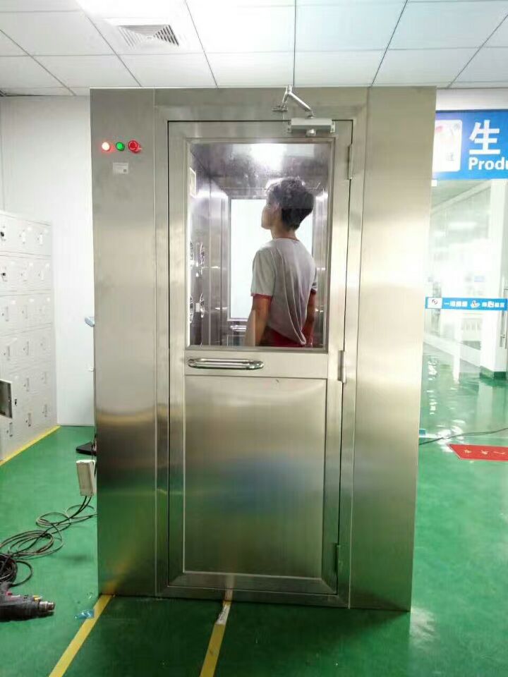 雙人雙吹風淋室是一種潔凈室凈化設備之一 雙人雙吹風淋室是一種潔凈室凈化設備之一