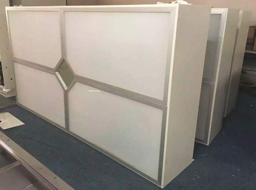 潔凈層流送風(fēng)天花散流板材質(zhì):鋁板噴塑、不銹鋼、DPP散流網(wǎng) (三種可任選一種) 潔凈層流送風(fēng)天花散流板材質(zhì):鋁板噴塑、不銹鋼、DPP散流網(wǎng) (三種可任選一種)