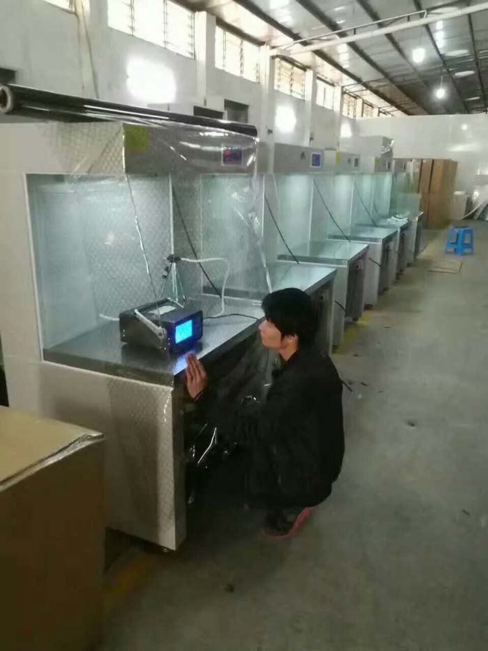 水平流無(wú)塵工作臺(tái) 水平流無(wú)塵工作臺(tái)